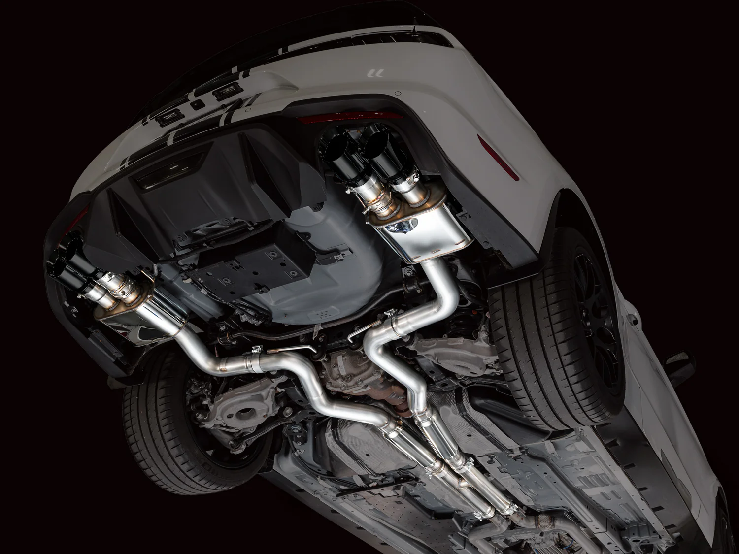 AWE Exhaust Suite for the 2018+ Ford S550 Mustang GT - Image 17