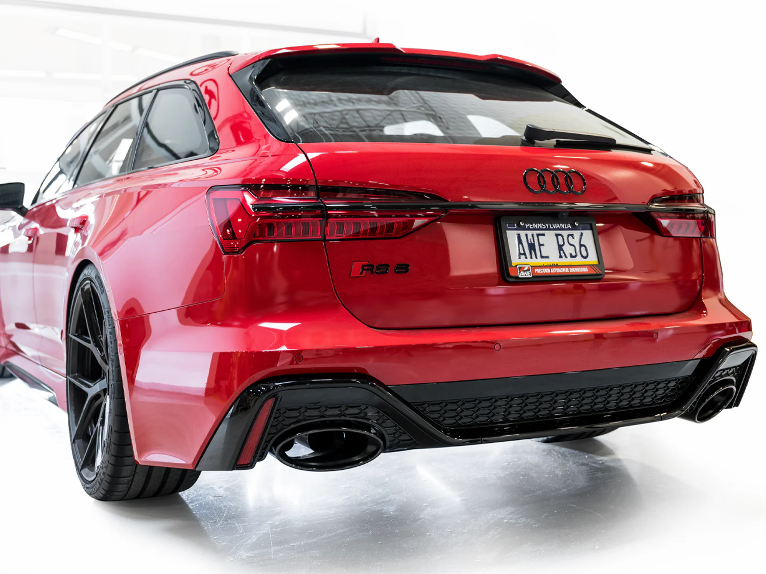 AWE SwitchPath™ Exhaust for Audi C8 RS 6 Avant / RS 7 - Image 16