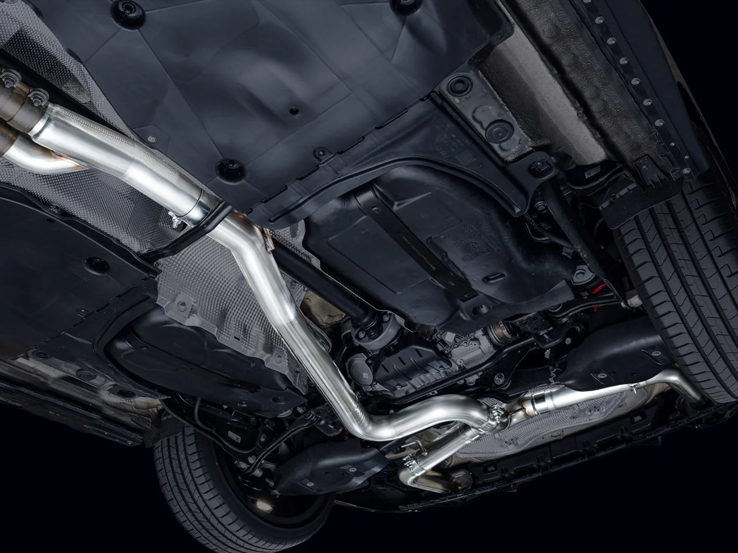 AWE EXHAUST SUITE FOR THE AUDI 8Y RS3 - Image 23