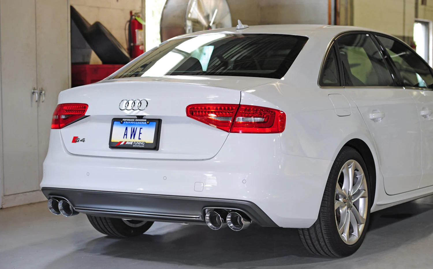 AWE Exhausts and Downpipes for Audi B8.5 S4 - Image 16