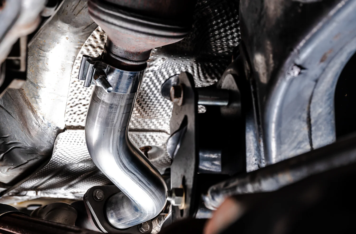 AWE Exhaust Suite for the Jeep JK/JKU Wrangler - Image 27